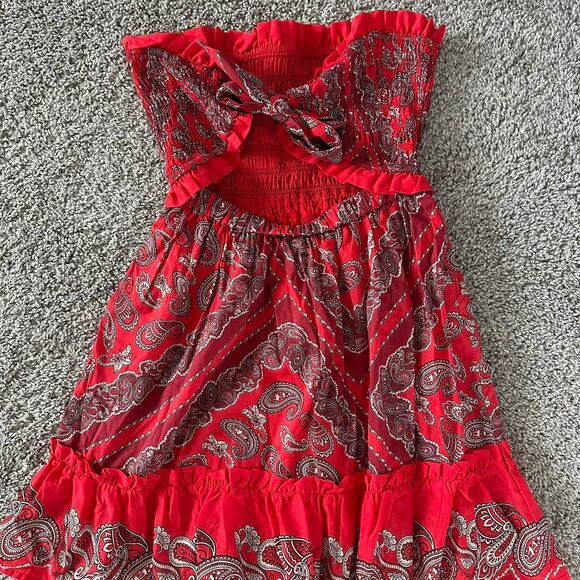 Venus Red Paisley Strapless Tiered Tie-Back Dress Women’s Small - Picture 2 of 3